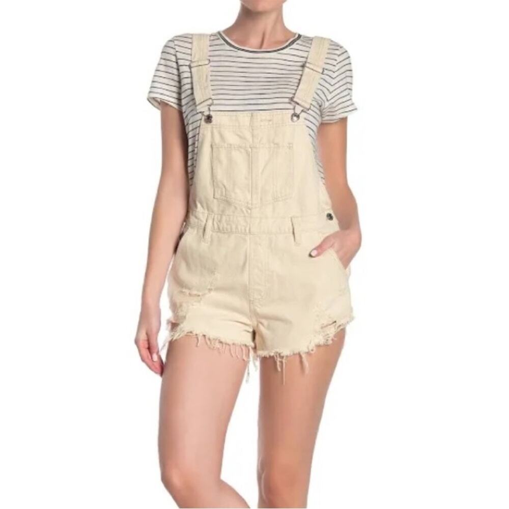 Free People We The Free Cream Distressed Denim Cutoff Short Overalls Size 25